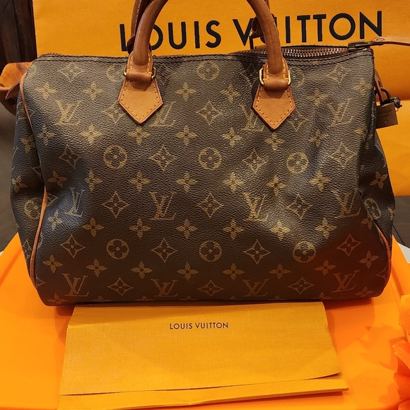 Louis Vuitton Speedy 30 **41 year old Vintage Bag** - Picture 1 of 14
